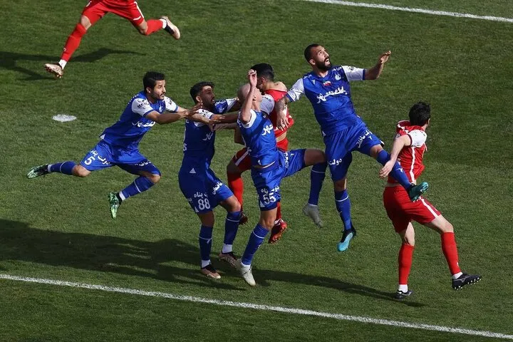 فیلم/ کلیپ دیدنی باشگاه پرسپولیس به مناسبت دربی به سبک تیم‌های انگلیسی