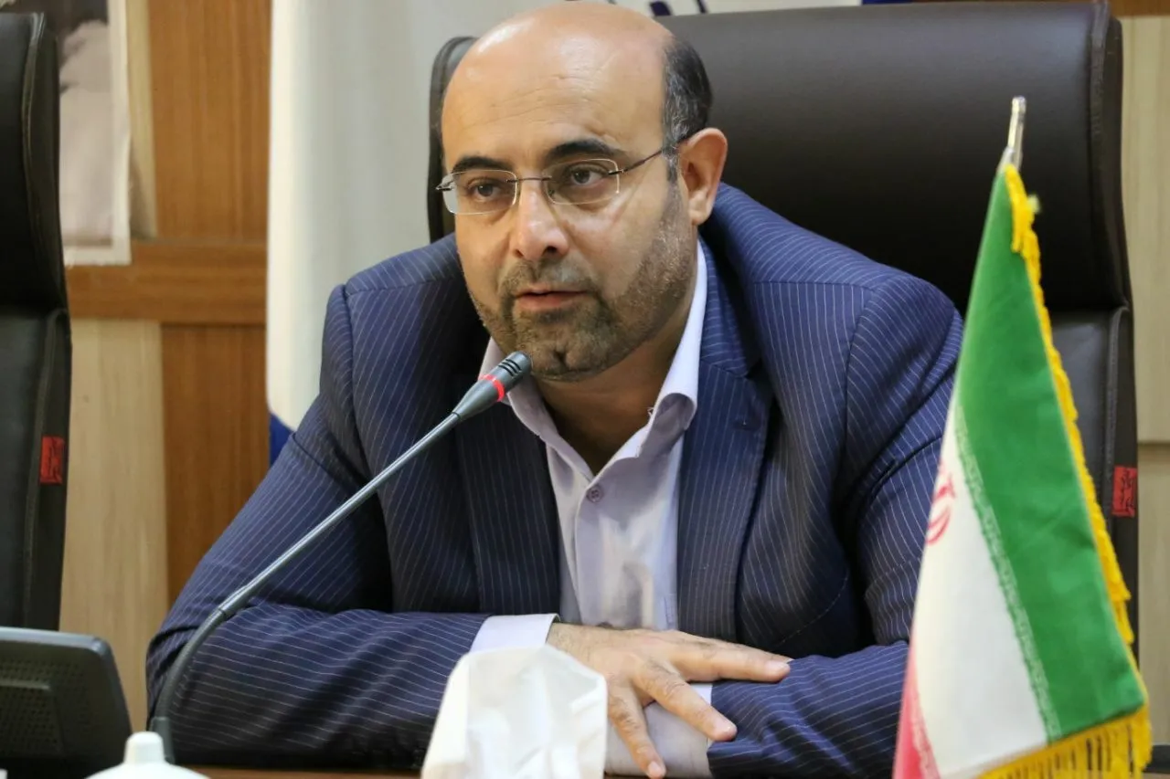 نماینده مجلس: گرفتن خودروی دناپلاس را حق خودم می‌دانم