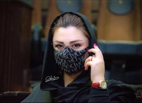 پوشش شیک و ساده نیوشا ضیغمی +عکس
