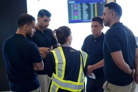 دردسر دوباره برای مهدی طارمی در فرودگاه لس‌آنجلس