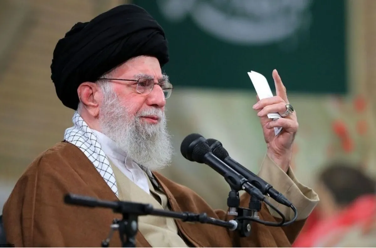 فیلم/ واکنش سیدمسعود خامنه‌ای بعد از حمله به بیت رهبری