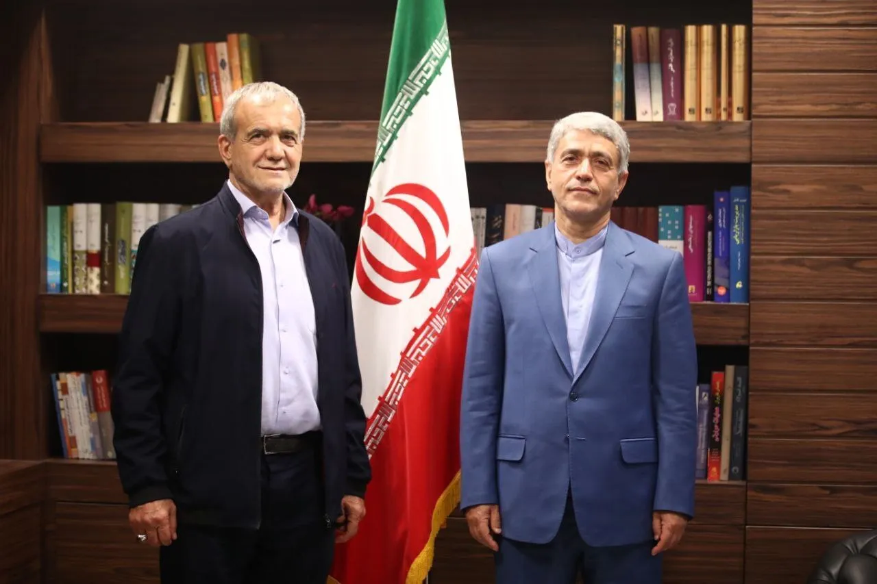 عکس / دیدار طیب‌نیا با پزشکیان