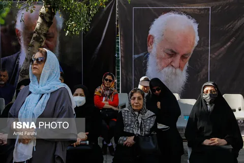 مراسم تشییع پیکر هوشنگ ابتهاج