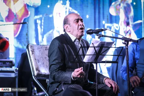 عکس / پیام تلخ احسان خواجه امیری پس از درگذشت پدرش