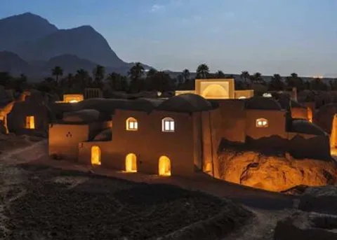 روستایی ۴۰۰ ساله در دل کویر طبس