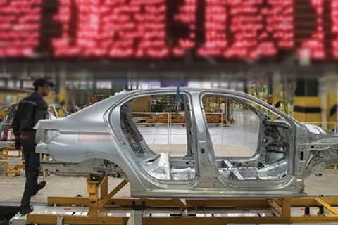 بحرانی‌تر شدن بازار خودرو ماحصل عرضه در بورس/ دستکاری معاملات بورس سناریوها را برهم می‌زند