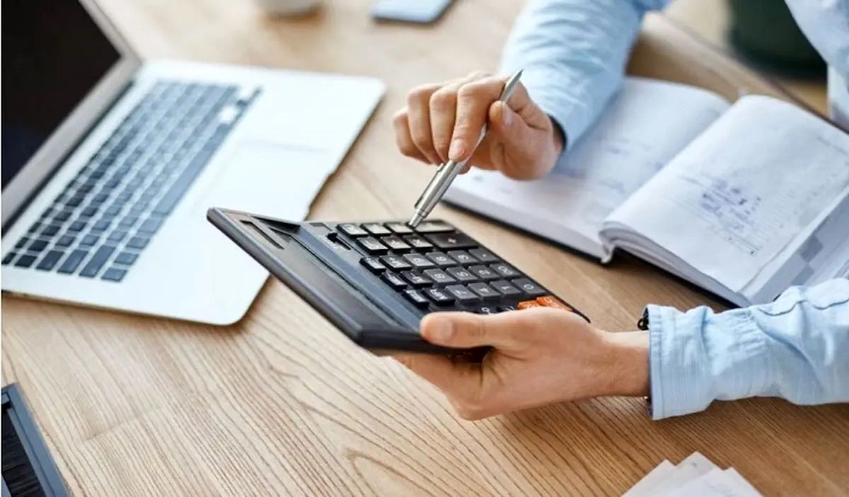نحوه پرداخت حقوق و اضافهکار کارگران نحوه پرداخت حقوق و اضافهکار کارگران