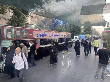 پیاده‌روی جاماندگان اربعین در تهران