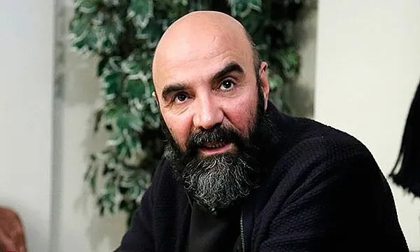 بیوگرافی مهران مهام