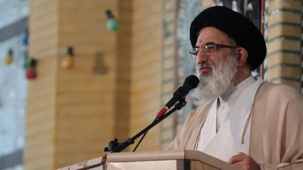 امام جمعه کرج: دشمن تمام تلاش خود را به کار گرفته تا افراد در عرصه انتخابات شرکت نکنند
