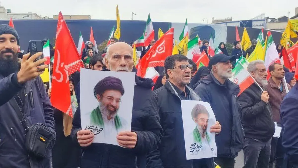 تصاویری از راهپیمایی روز جهانی قدس در هوای سرد و بارانی تهران