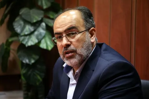 عکس/ صحبت‌های انتخاباتی یک نماینده جنجالی شد