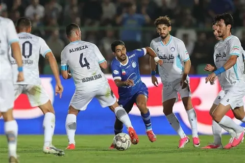 ابهام درباره وضعیت هافبک استقلال