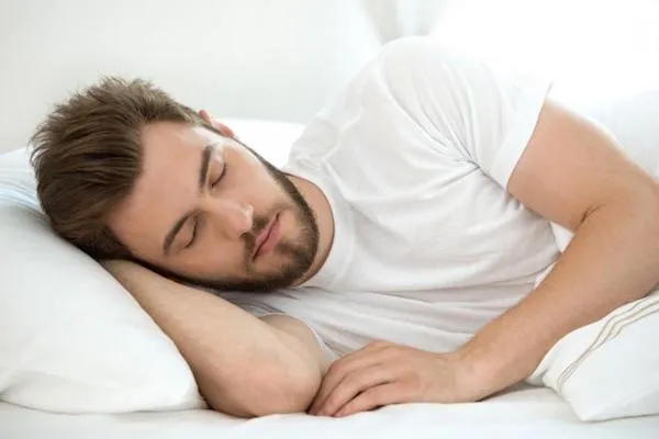 خطر ابتلا به کرونا در افراد کم خواب