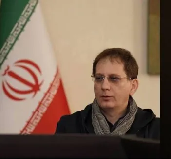 فیلم/بابک زنجانی با لباس عربی در خرمشهر