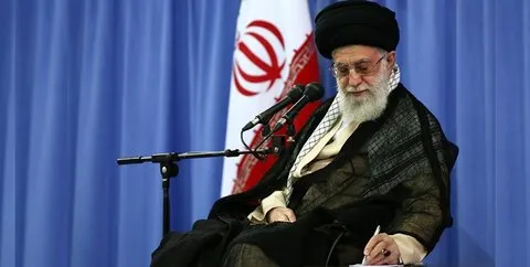 پیام رهبر انقلاب خطاب به جوانان فرانسه در پی هتاکی ماکرون