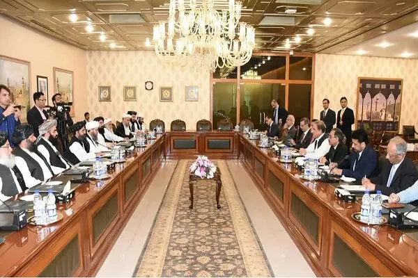 دیدار مقامات آمریکا و طالبان