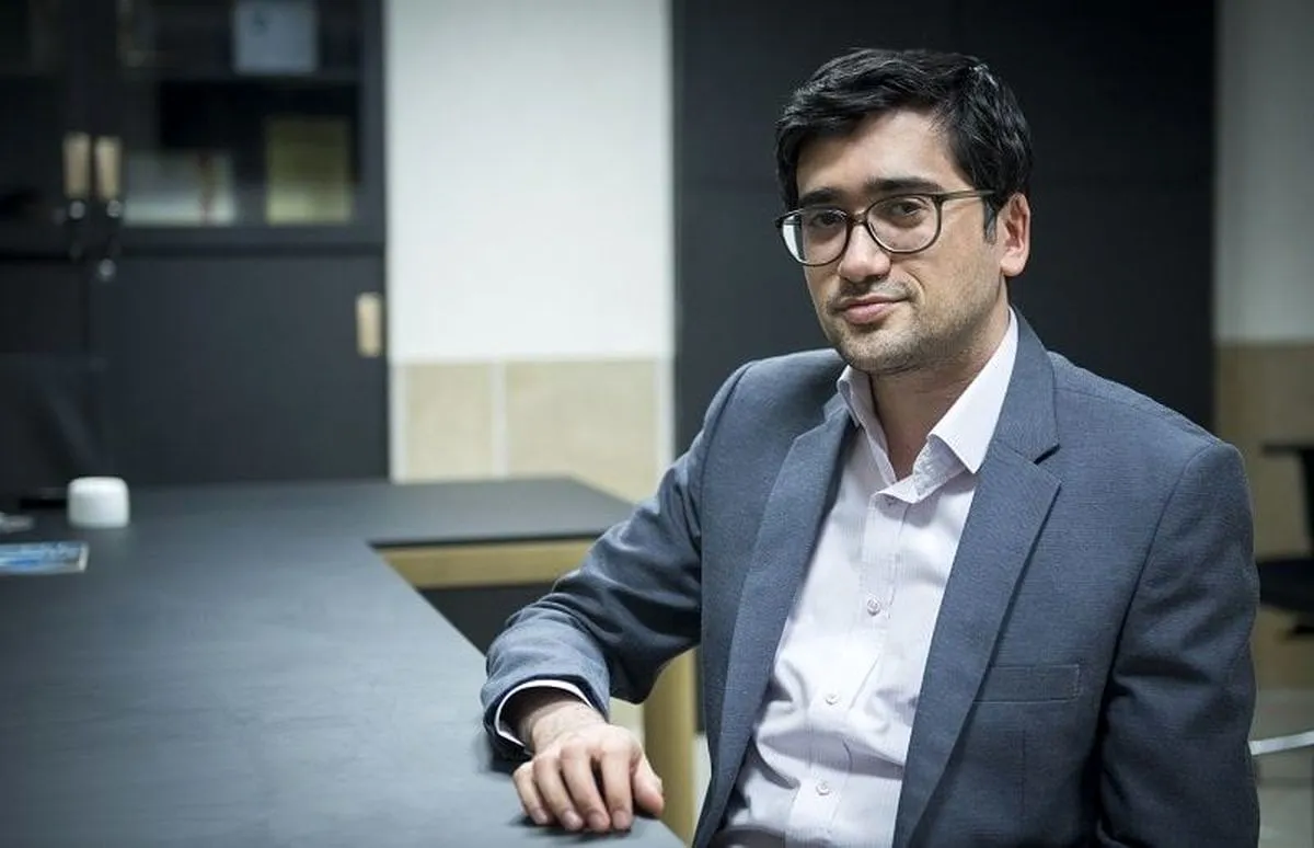 قرار بر تجمیع پیام‌رسان‌ها نیست