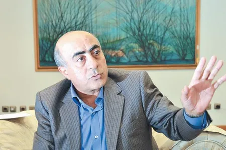 اکبر کمیجانی کیست؟/ از دوره کوتاه ریاست بانک مرکزی تا مجری حذف ۴ صفر از پول ملی