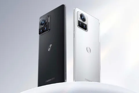 بررسی جامع باتری گوشی موتورولا Moto X۳۰ Pro