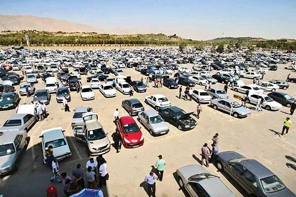 خریداران خودرو دست نگه دارند ارزان می‌شود