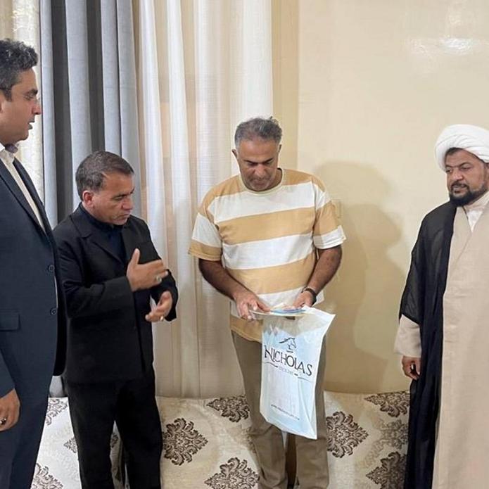 دیدار مدیرکل بنیاد شهید هرمزگان و مدیر شعبه دی بندرعباس با مجروحان جنایت آمریکا در کوهستک دیدار مدیرکل بنیاد شهید هرمزگان و مدیر شعبه دی بندرعباس با مجروحان جنایت آمریکا در کوهستک