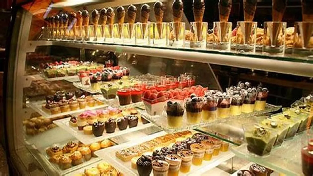 شیرینی گران می شود؟