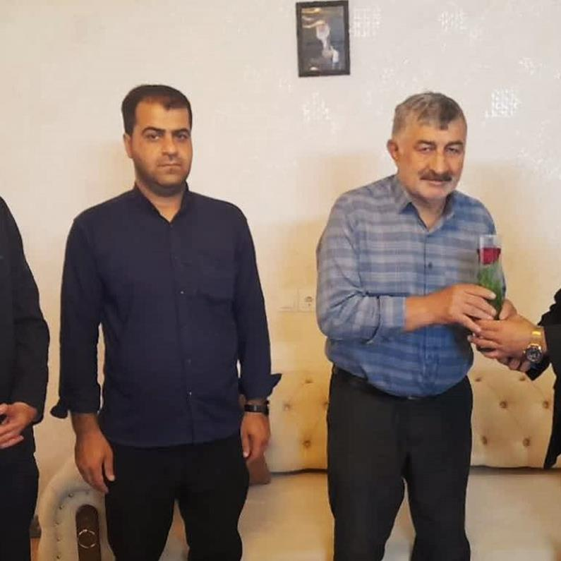 تأکید بیمه دی بر تسریع در روند درمان جانبازان معزز در دیدار با ایثارگران آملی تأکید بیمه دی بر تسریع در روند درمان جانبازان معزز در دیدار با ایثارگران آملی