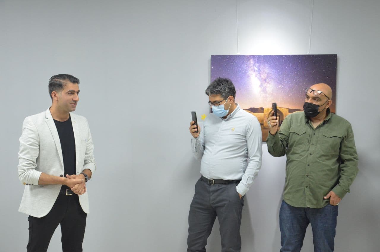 نگارخانه &laquo;اٌ&raquo; 
مجید افشار