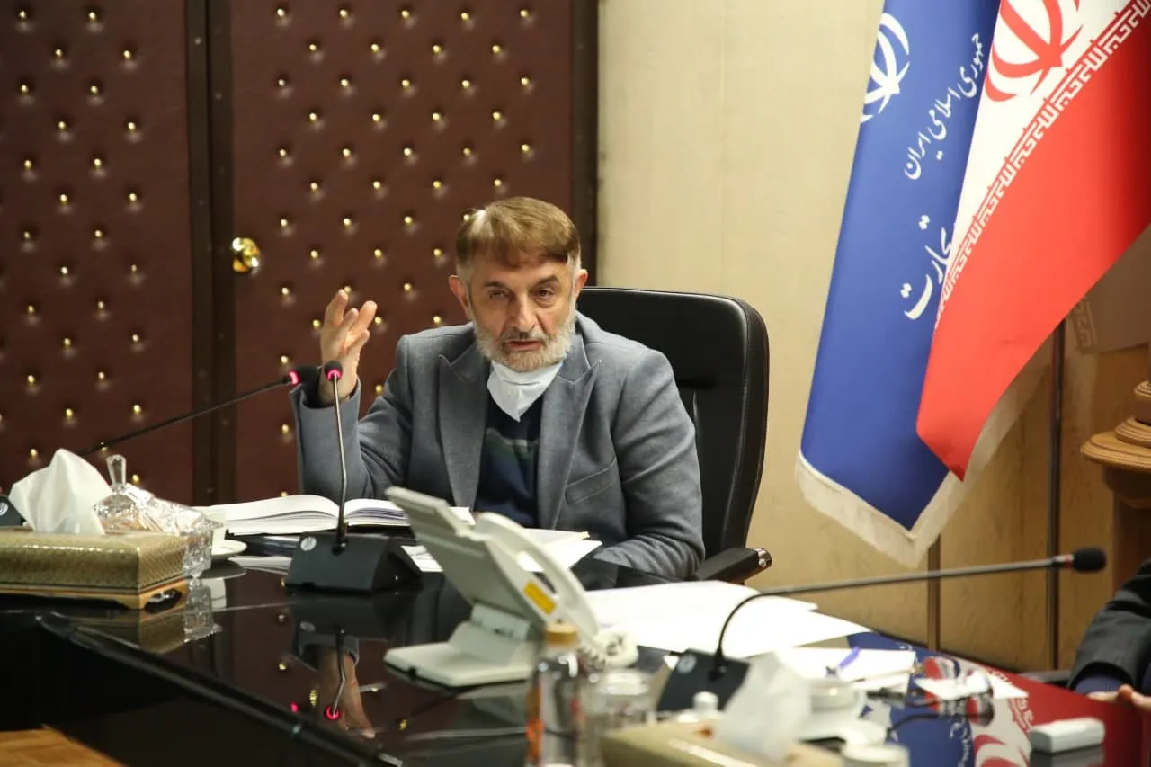 انطباق صنعت خودرو با قیمت‌های جهانی در تولید خودرو‌های مدرن و ارزان