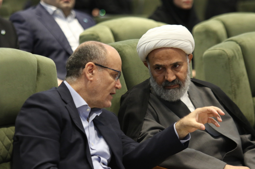 تشکر از مدیریت موسسه اعتباری ملل به خاطر فروش اموال و املاک مازاد و خروج ار بنگاه داری تشکر از مدیریت موسسه اعتباری ملل به خاطر فروش اموال و املاک مازاد و خروج ار بنگاه داری