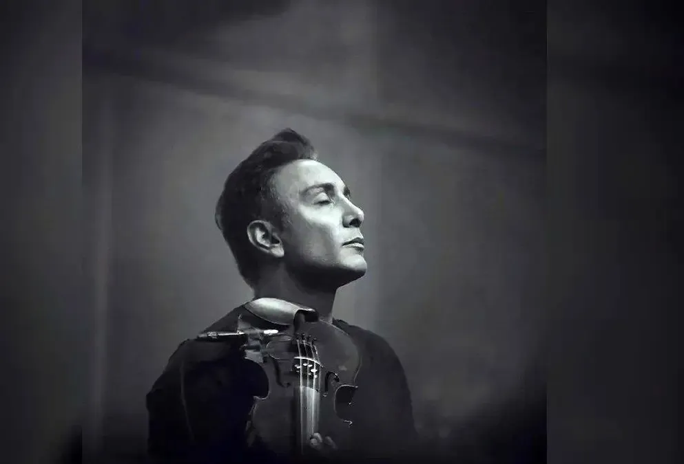 شادمهر عقیلی