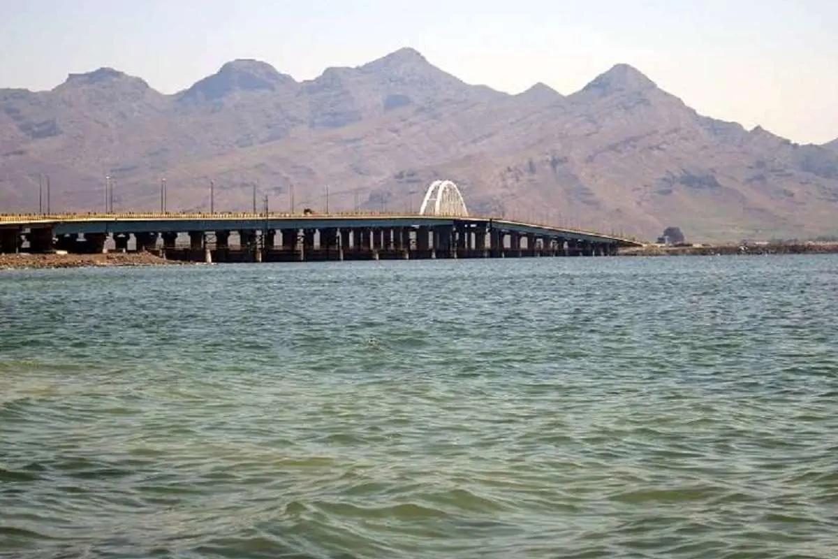 حجم آب دریاچه ارومیه