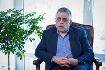 عکس/طعنه سنگین کرباسچی به دنیامالی