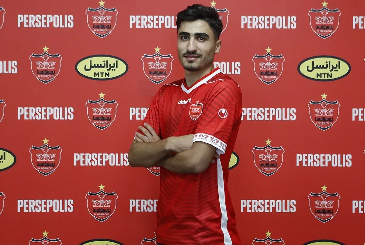 جدایی مدافع پرسپولیس در نقل و انتقالات نیم فصل