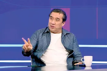 فحاشی خداداد عزیزی جنجالی شد