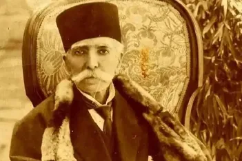 عکس / عبدالصمد میرزا، برادر ناصرالدین شاه در جوانی