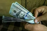 پیش بینی قیمت دلار امروز شنبه ۳۰ خرداد ۱۴۰۵/ قیمت دلار به کانال ۱۶۵ هزار تومان بر می‌گردد؟