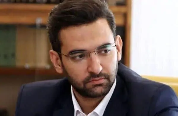 آذری جهرمی: دولت باید زودتر برای رفع فیلترینگ چاره اندیشی کند