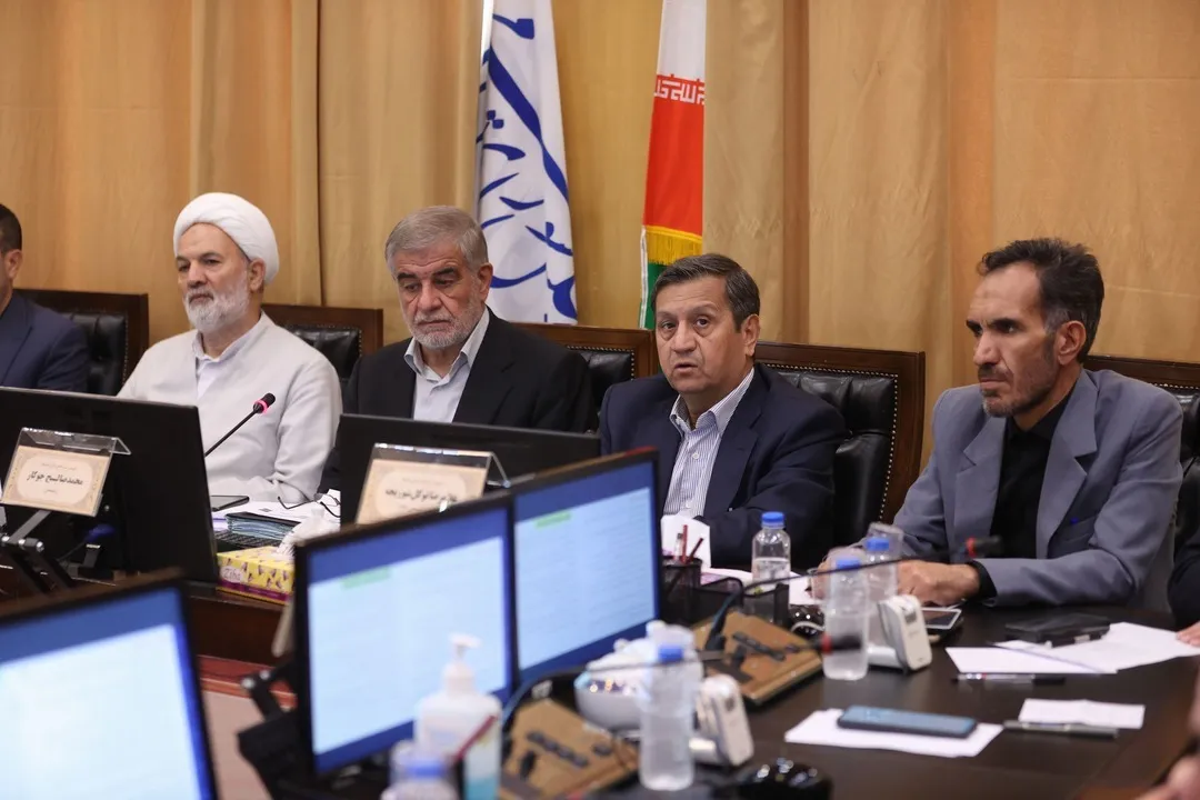 همتی: برای کنترل تورم تلاش خواهم کرد