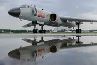 بمب‌افکن غول‌پیکر چین را بشناسید؛ Xian H-6 چه توانایی‌هایی دارد؟
