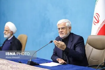 دستور عارف به دستگاه‌ها/ برای مدیران‌کل به بالا دوره‌های آموزشی قانون اساسی برگزار شود
