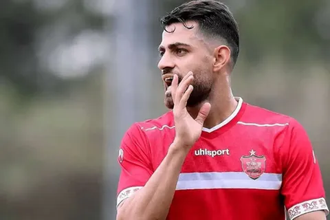 پشت پرده ابهام درباره آینده مدافع پرسپولیس/ جدایی در راه است؟