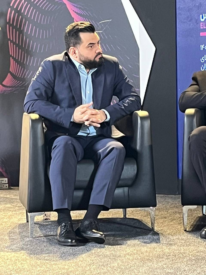 امینرضا ریاضتی، مدیر ارشد بانکداری و اقتصاد دیجیتال: مردم برای تامین نیازهای روزمره خود به پرداختهای ۴ قسطه روی آوردهاند امینرضا ریاضتی، مدیر ارشد بانکداری و اقتصاد دیجیتال: مردم برای تامین نیازهای روزمره خود به پرداختهای ۴ قسطه روی آوردهاند