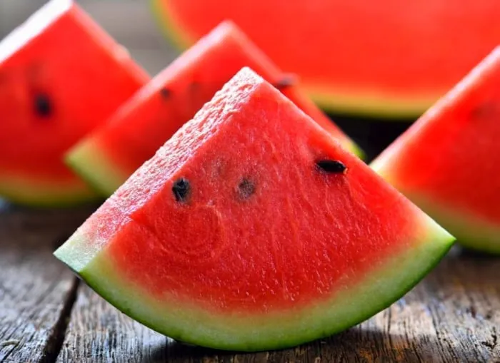 مضرات خوردن هندوانه در شب یلدا