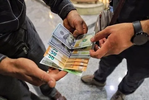 دلار و یورو در زمان بسته شدن بازار چقدر بود؟