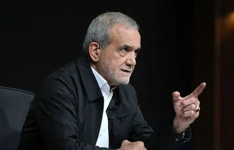 دو سال کارنامه دولت پزشکیان در آینه اقتصاد/ از بورس و دلار تا مسکن و خودرو چه نوسان قیمتی داشتند؟