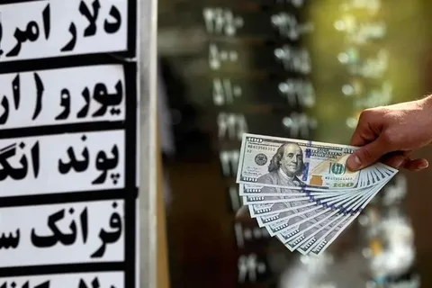افزایش ۶۵۰۰ تومانی قیمت دلار در نخستین روز هفته