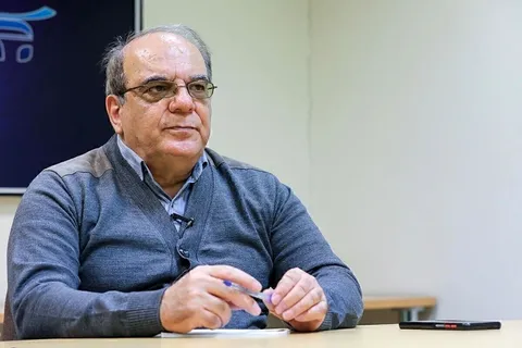 عکس/ کنایه سنگین عباس عبدی به توضیحات صدیقی