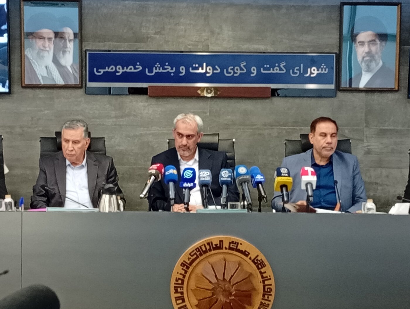 وزیر اقتصاد: جهاد اقتصادی با همکاری دولت و بخش خصوصی ادامه دارد